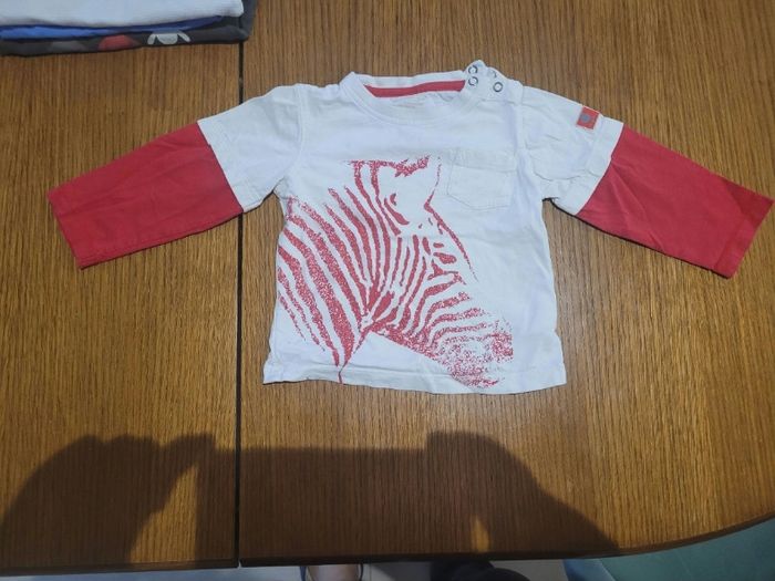Lit de 4 tee-shirts taille 18 mois - photo numéro 8