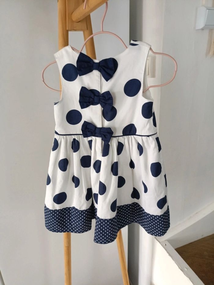 Robe de cérémonie fille Primark 12-18 mois - photo numéro 2