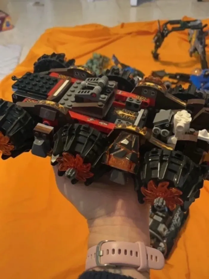 Legos Ninjago et autres - photo numéro 10