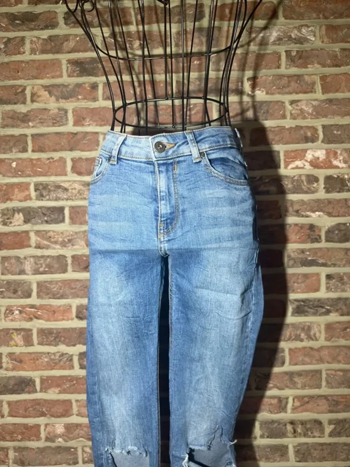 Jeans skinny bleu Bershka Taille S / 36 - photo numéro 2