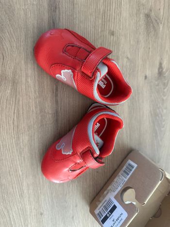 Chaussures puma neuf jamais porté juste essayer 🌸