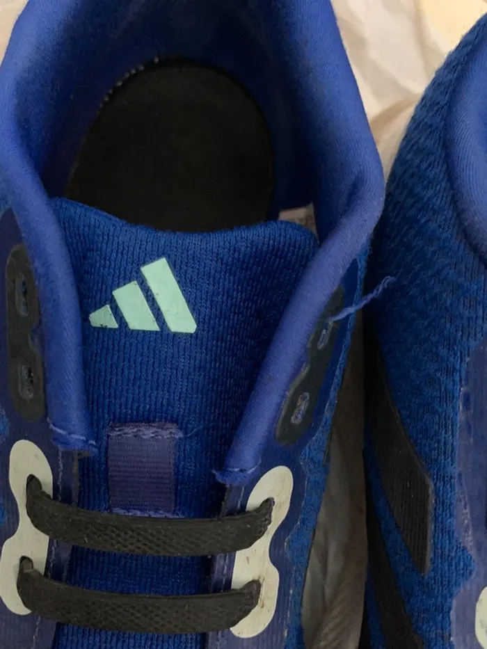 Baskets adidas t36 1/2 course à pied - photo numéro 2