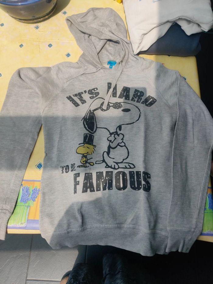 Sweat à capuche gris Snoopy