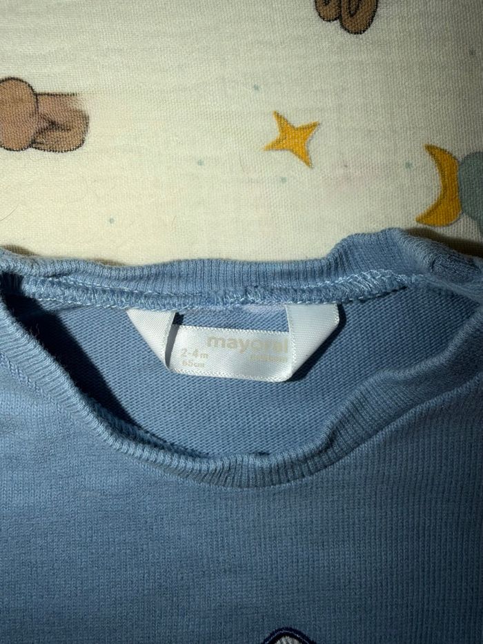 Pull   Bébé 2-4 mois - photo numéro 2