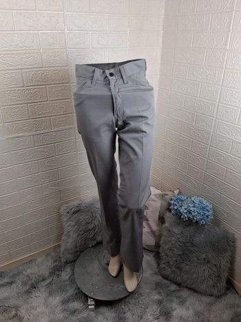 Pantalon Levi's taille 34