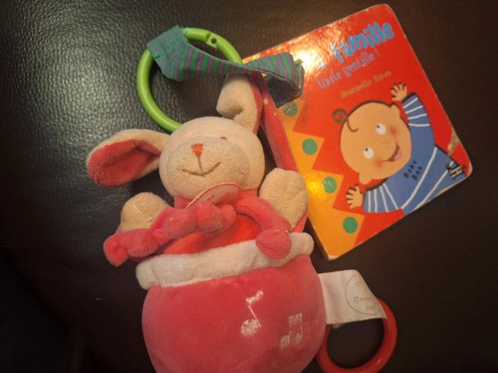 Lot 2 jeux bébé à suspendre