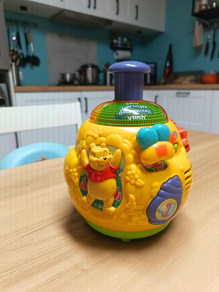 Jouet d'éveil toupie musicale Winnie L'ourson - photo numéro 2