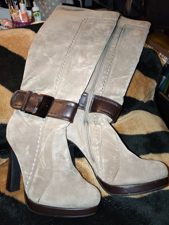 Bottes cavalières LAURA BIAGIOTTI T. 38 - photo numéro 2