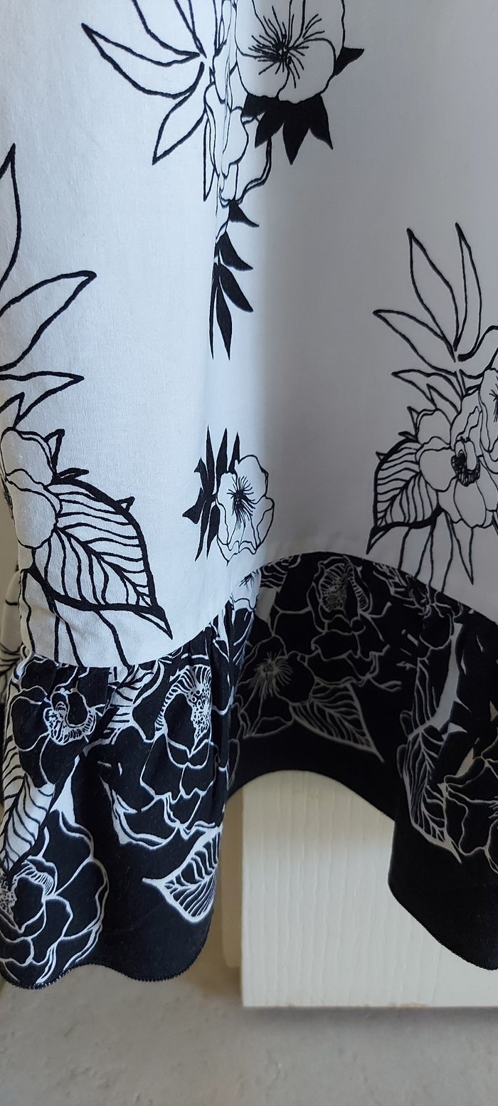 Robe 9-10 ans. Très bon état pour ne pas dire neuve - photo numéro 6