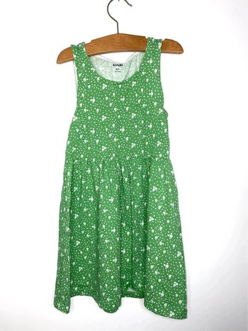 Robe verte motif