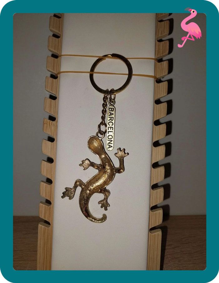 Porte clé souvenir barcelona - photo numéro 2