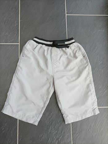 Joli bermuda garçon 12 ans neuf