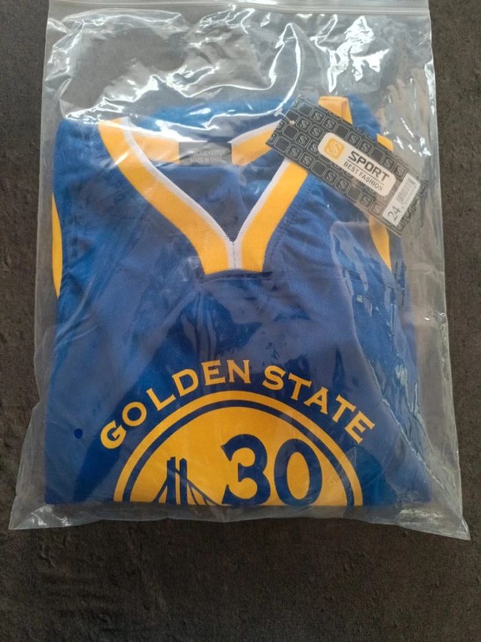 Tenue NBA golden state warriors Stephen Curry bleue t.24 - photo numéro 4
