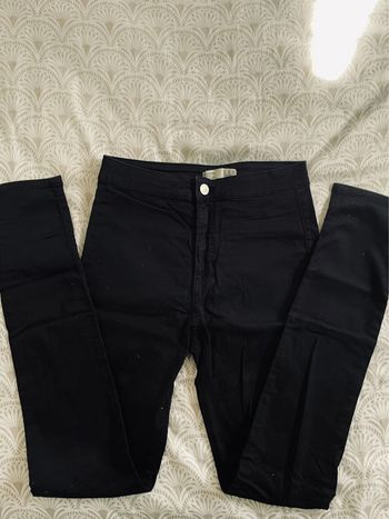 Jean taille haute skinny troué neuf