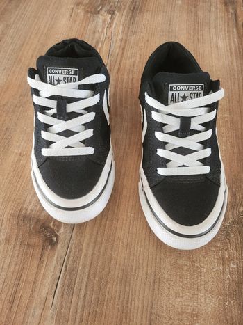 Converse all star très bon état noires et blanches 35