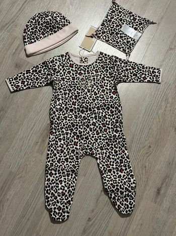Ensemble 3 pièce pyjama bonnet pour bébé fille 3 mois Michael Kors