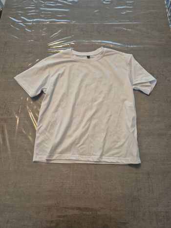 Tee shirt