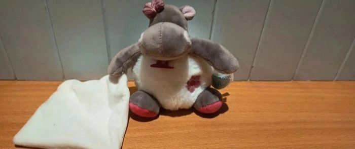 Doudous  peluches hochets - photo numéro 2
