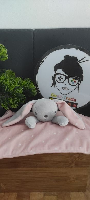 Doudou plat lapin gris rose étoiles simba toys carré Attache Tétine DD003105