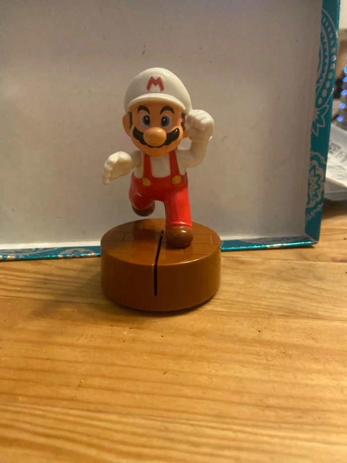 Figurine Mario rouge - photo numéro 2