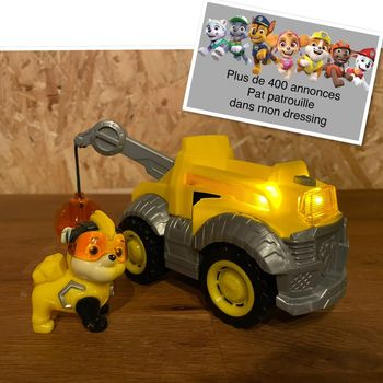 Jouet Mighty Pups Ruben et son véhicule lumineux et sonore de la Pat Patrouille