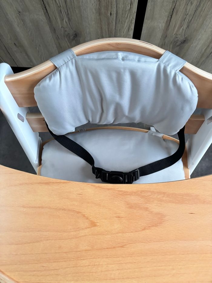 KINDERKRAFT — Chaise haute évolutive Enock White Wood - photo numéro 8