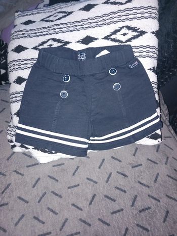 Short taille 3ans 94cm