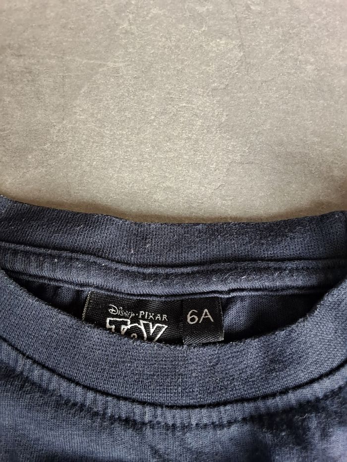 Ensemble 6 ans jean Kiabi et tee-shirt Toy Disney. Parfait état - photo numéro 8