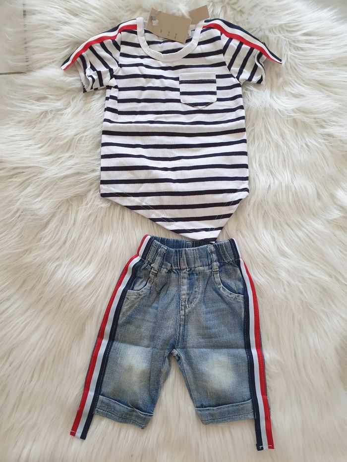 Ensemble tee-shirt et bermuda 2 ans