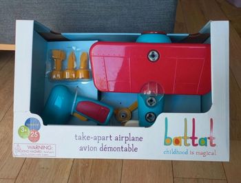 Avion battat à démonter et remonter à l´infini 3+