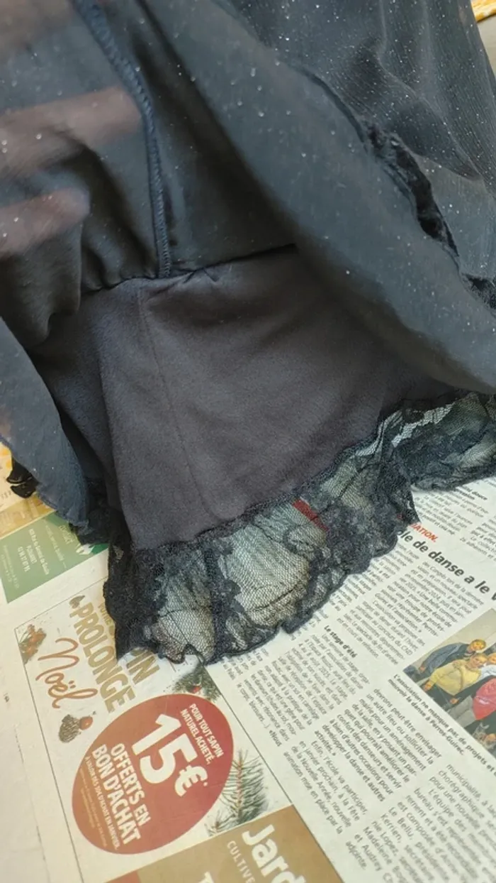 Robe sans manche dentelle volant longueur mi-cuisse - photo numéro 9