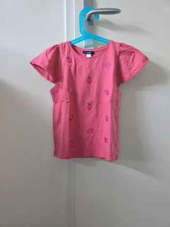 T-shirt fille taille 6ans okaidi
