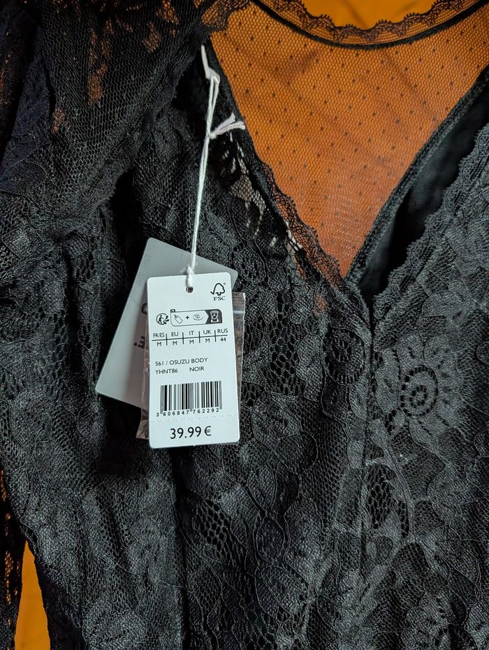 Body dentelle noir Naf Naf neuf - photo numéro 4