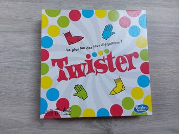 Twister hasbro