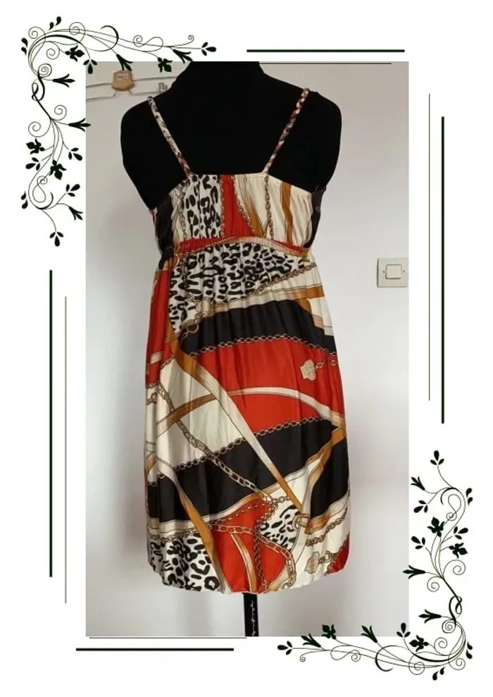 Robe à bretelle imprimée foulard - photo numéro 3