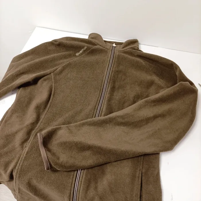Lot 4 hauts chauds femme M-L : polaire Quechua, veste en jean, chemise à carreaux LOT033 - photo numéro 2