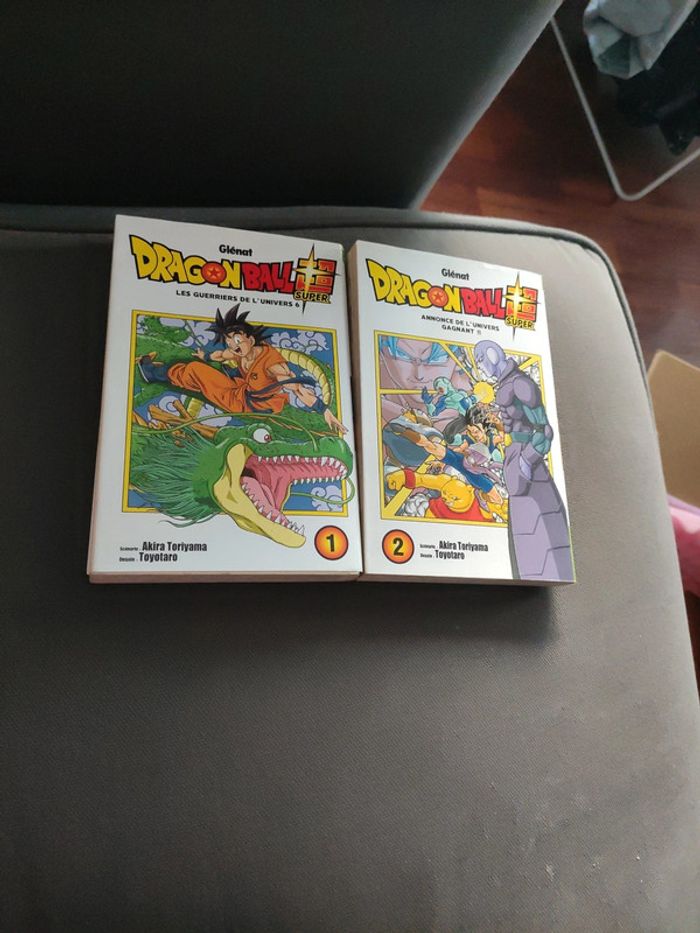 Lot de deux mangas dragon ball super - photo numéro 1