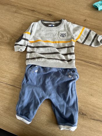 Ensemble pull et jogging