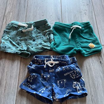 Lot 3 shorts  9 mois garçon