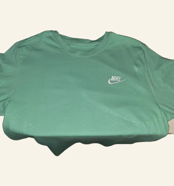 Tee shirt Nike - photo numéro 2