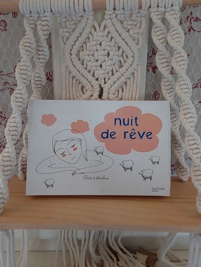 Joli coffret Boite à bonheur Nuit de rêve Livre carnet et CD - photo numéro 2