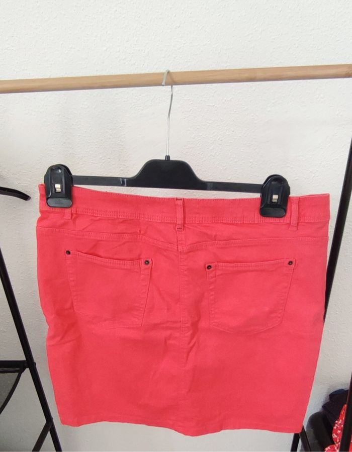 Jupe droite rose unie Camaïeu - Taille 42 - photo numéro 2