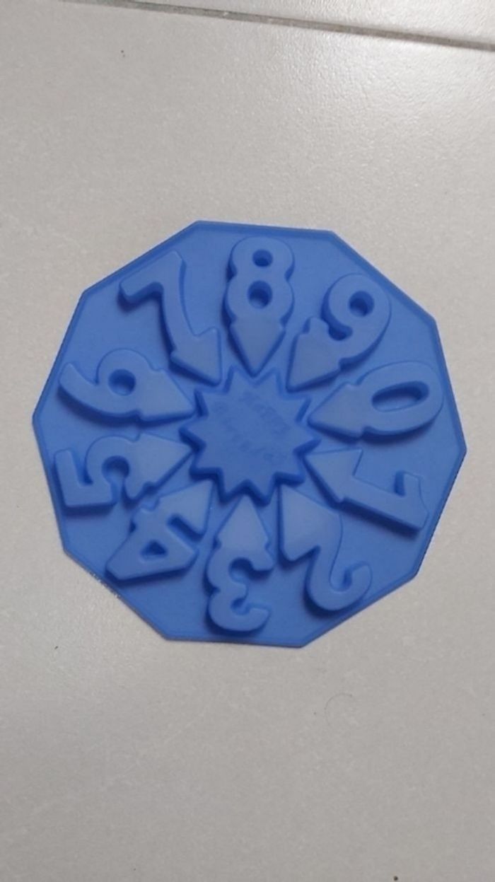 Moule silicone chiffres - photo numéro 2