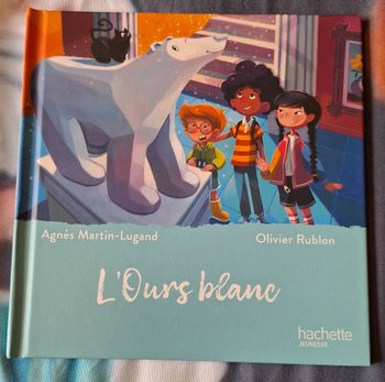 Livre L'Ours Blanc Hachette