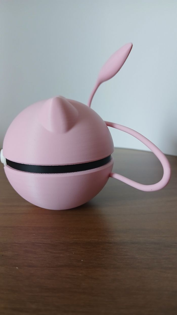 Pokeball Mew - photo numéro 2