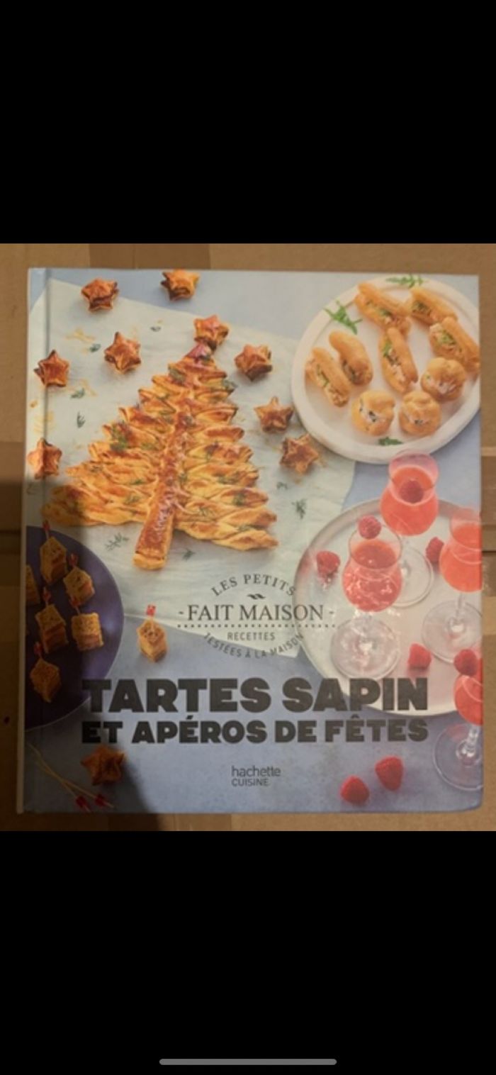 Livre tarte sapin et apéro de fête hachette cuisine