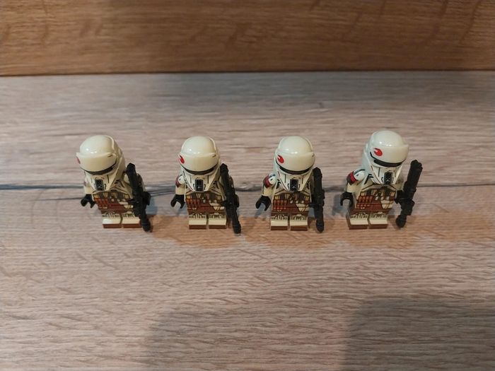 Figurines type lego 4 stormtroopers star wars - photo numéro 5