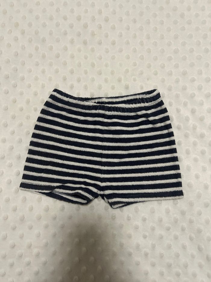 Short 18 mois