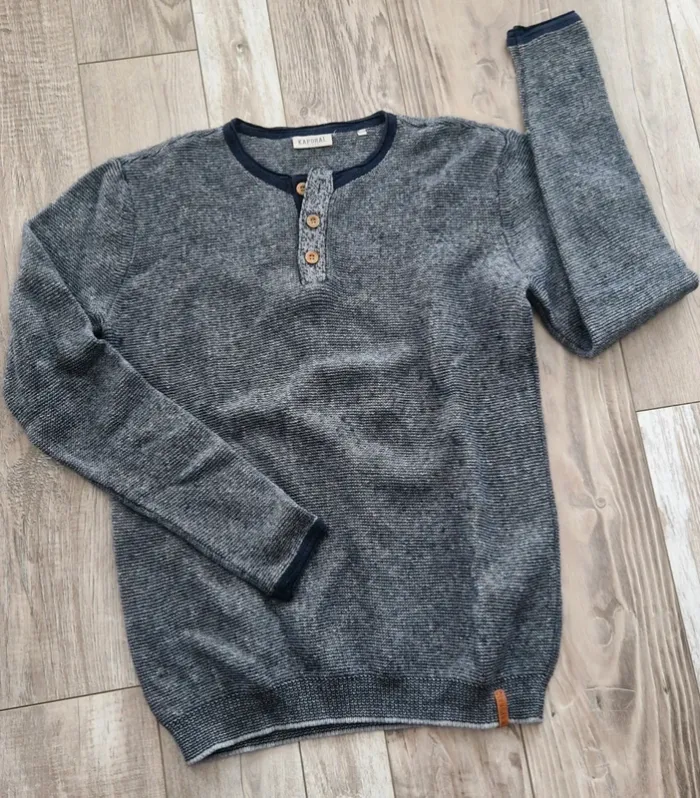 Pull taille L