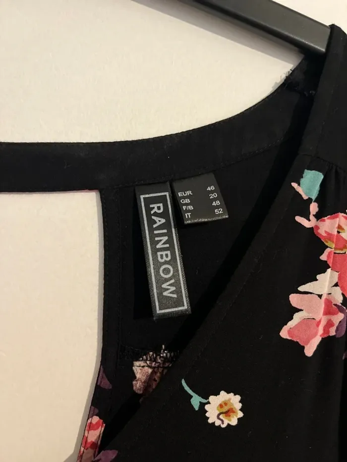 Robe noire à fleurs - photo numéro 4